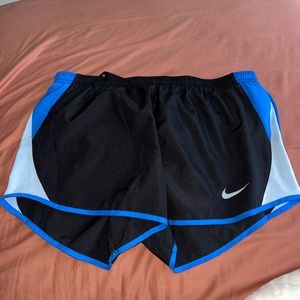 womens nike athletic shorts
